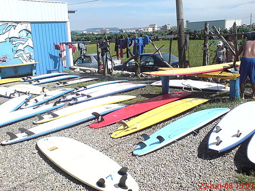 ap_F23_20080622055541100.jpg
